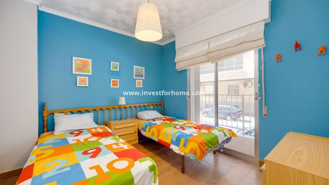 Verkoop - Appartement - Torrevieja - Centro