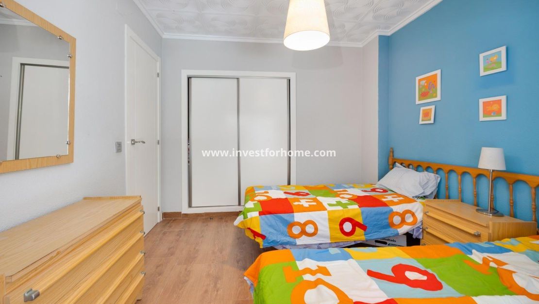 Verkoop - Appartement - Torrevieja - Centro