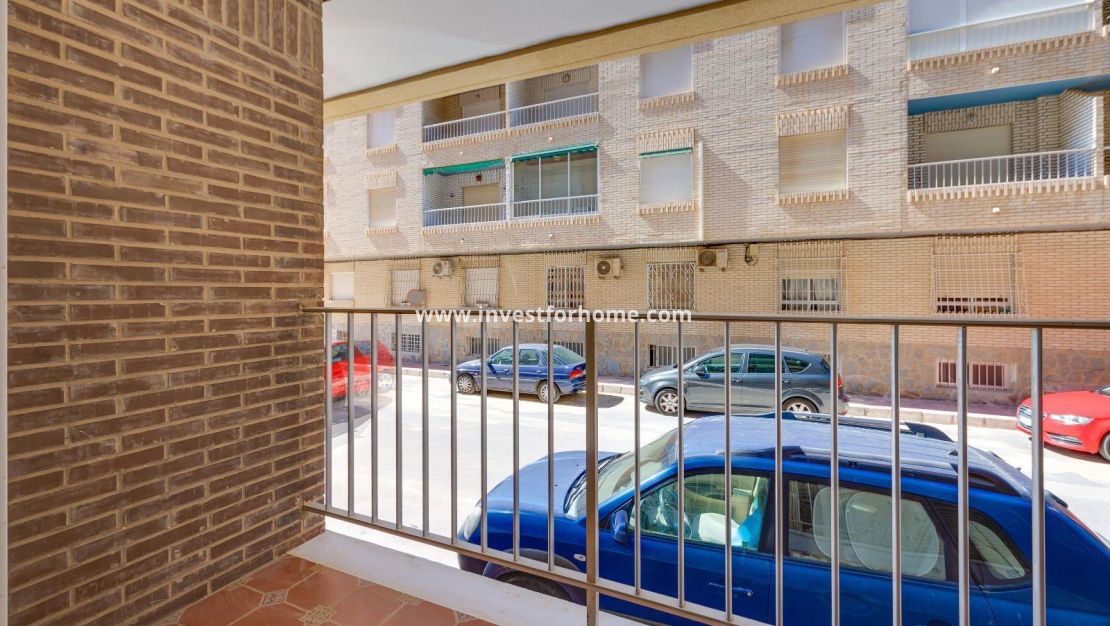Verkoop - Appartement - Torrevieja - Centro