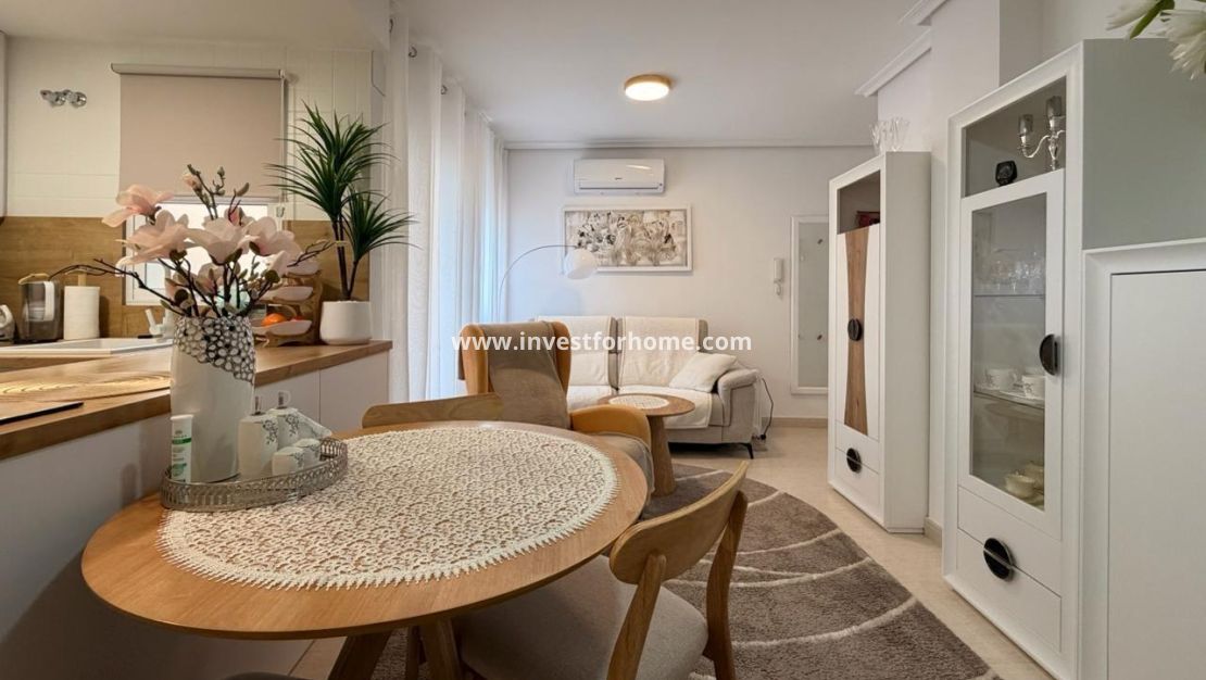 Verkoop - Appartement - Torrevieja - Centro