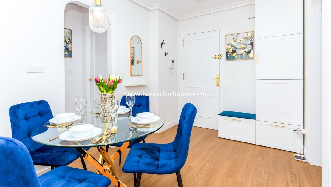 Verkoop - Appartement - Torrevieja - Centro