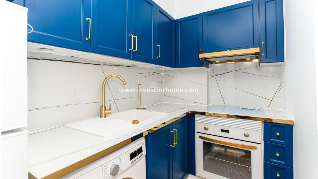 Verkoop - Appartement - Torrevieja - Centro