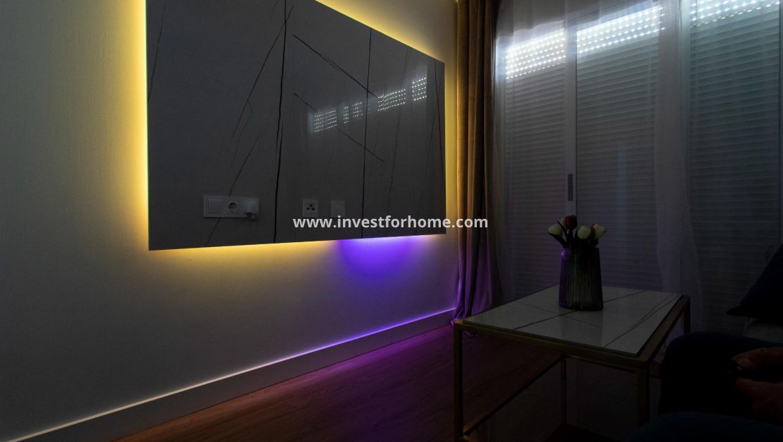 Verkoop - Appartement - Torrevieja - Centro