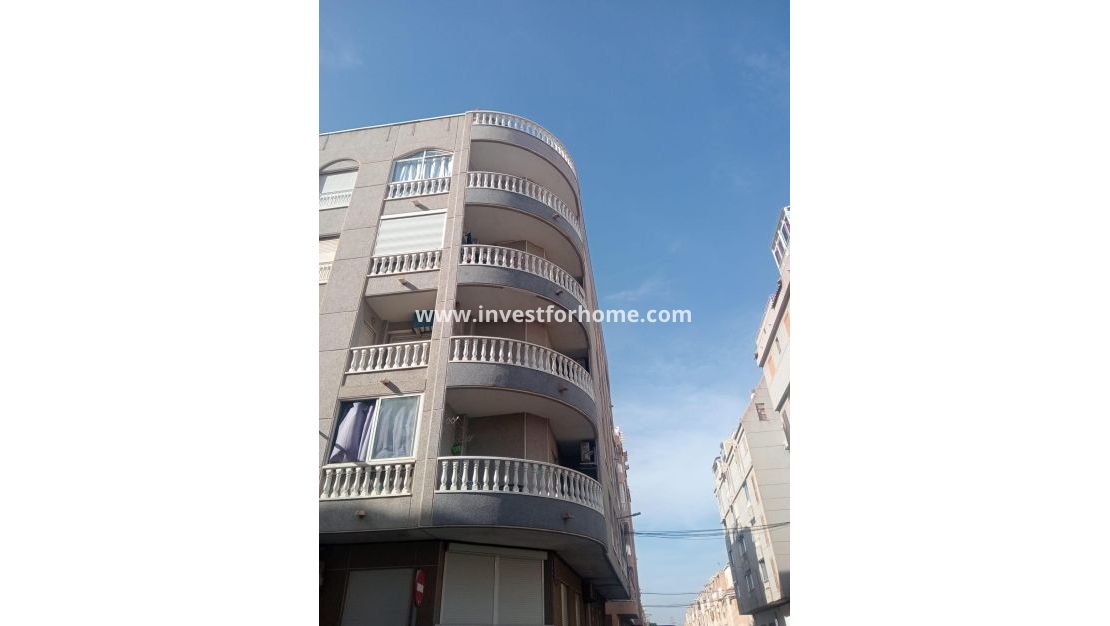 Verkoop - Appartement - Torrevieja - Centro