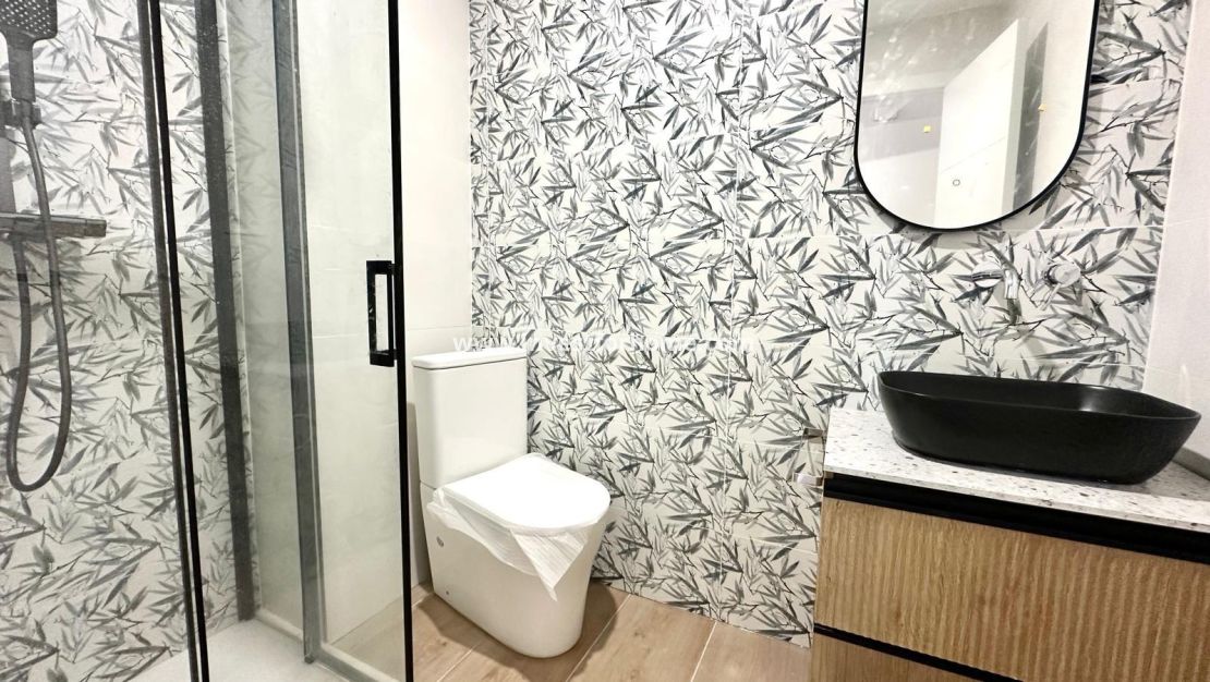Verkoop - Appartement - Torrevieja - Centro