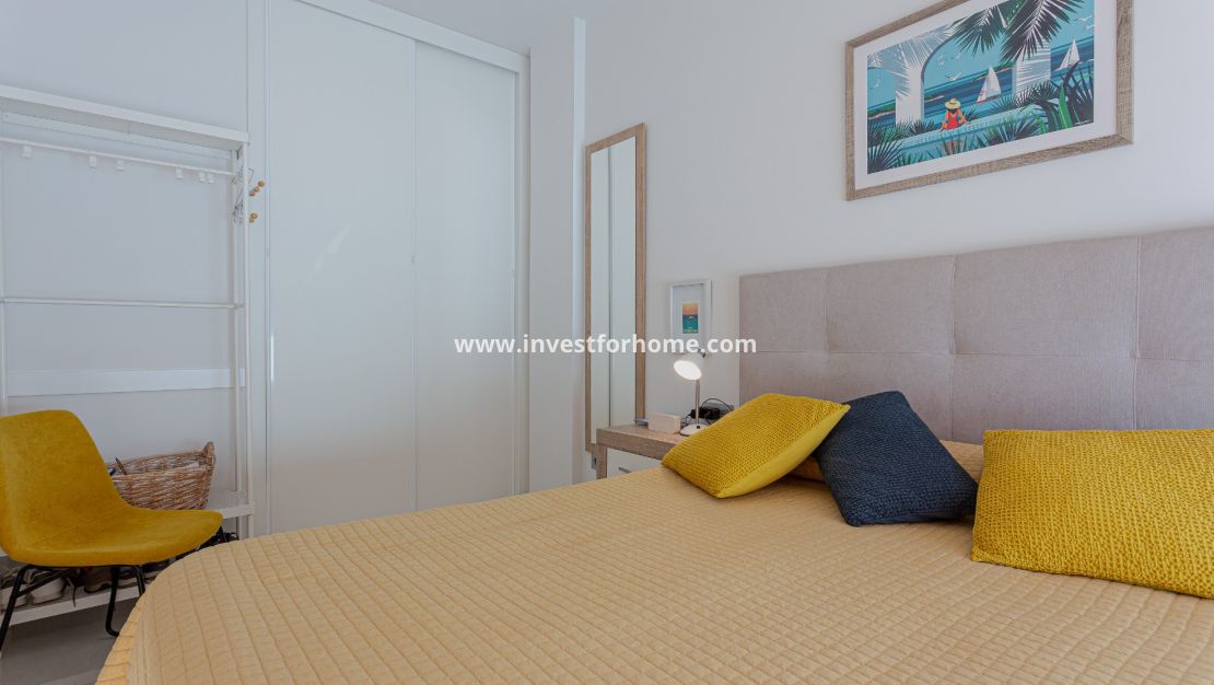 Verkoop - Appartement - Torrevieja - Centro