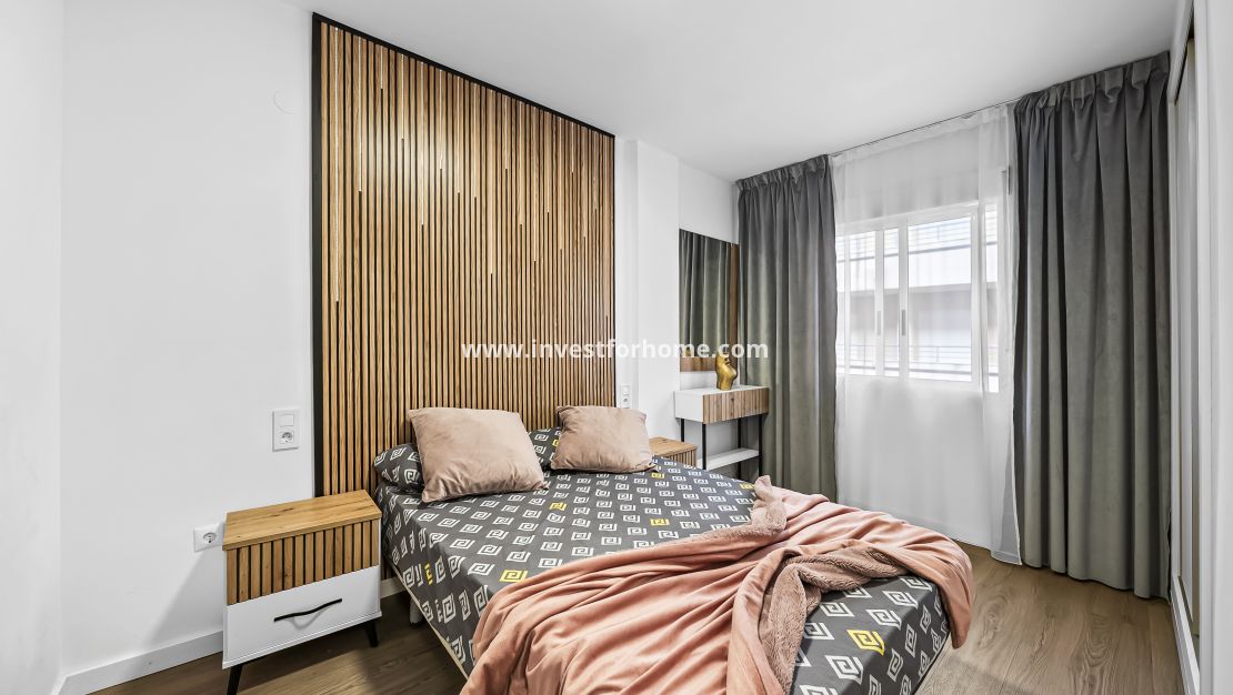 Verkoop - Appartement - Torrevieja - Centro