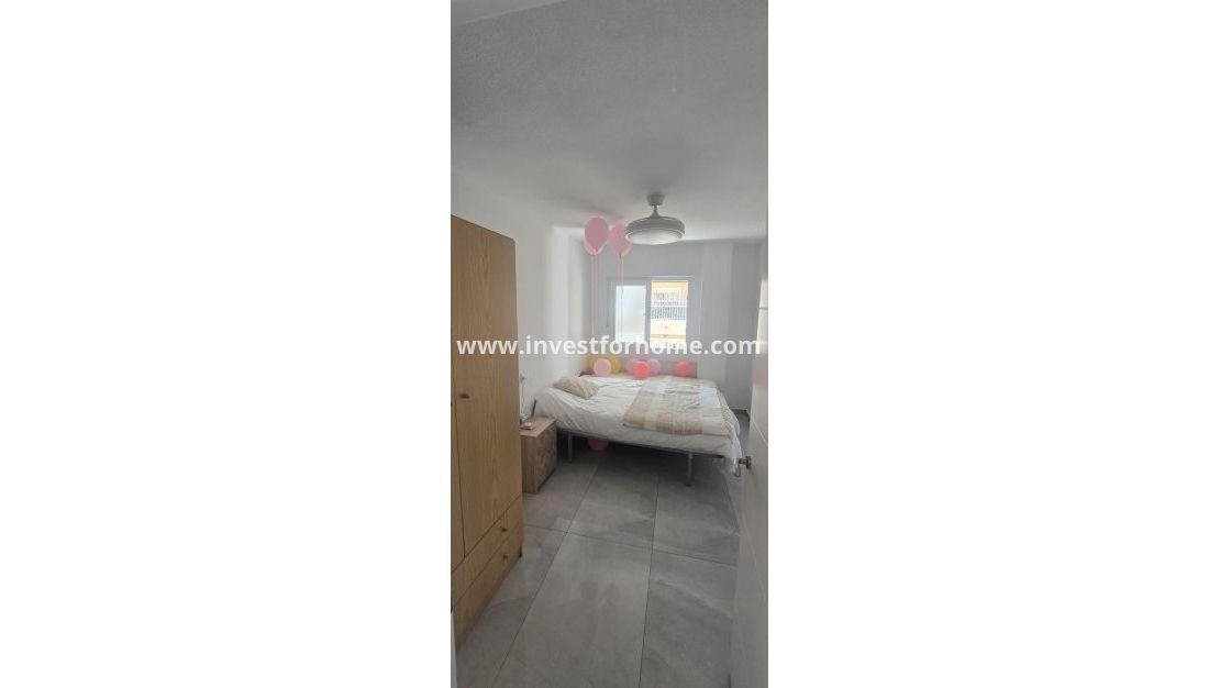 Verkoop - Appartement - Torrevieja - Centro