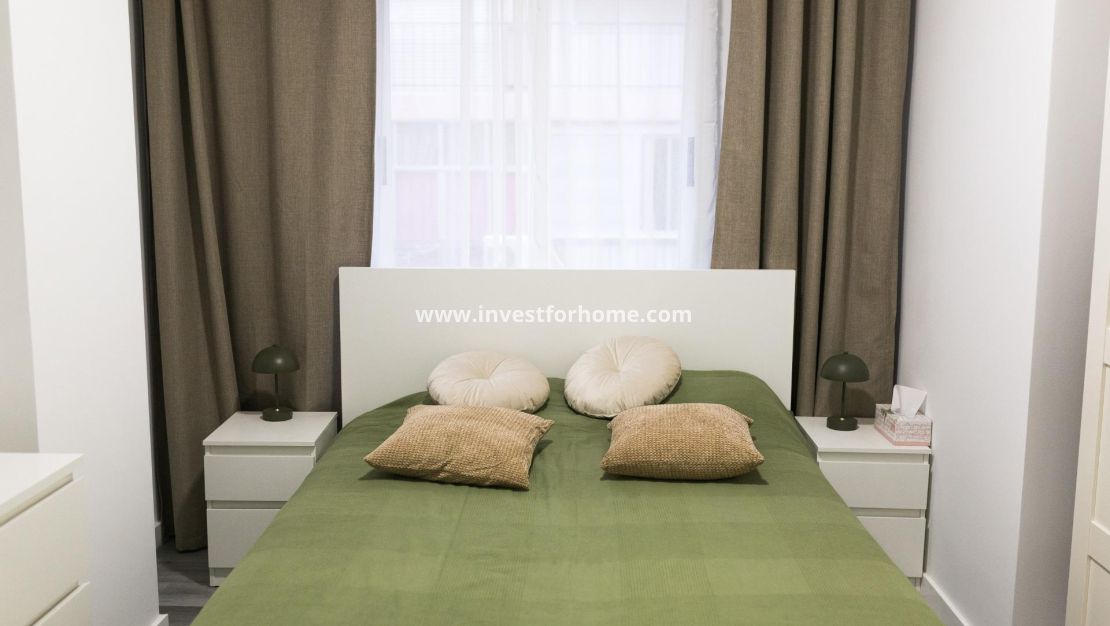 Verkoop - Appartement - Torrevieja - Centro