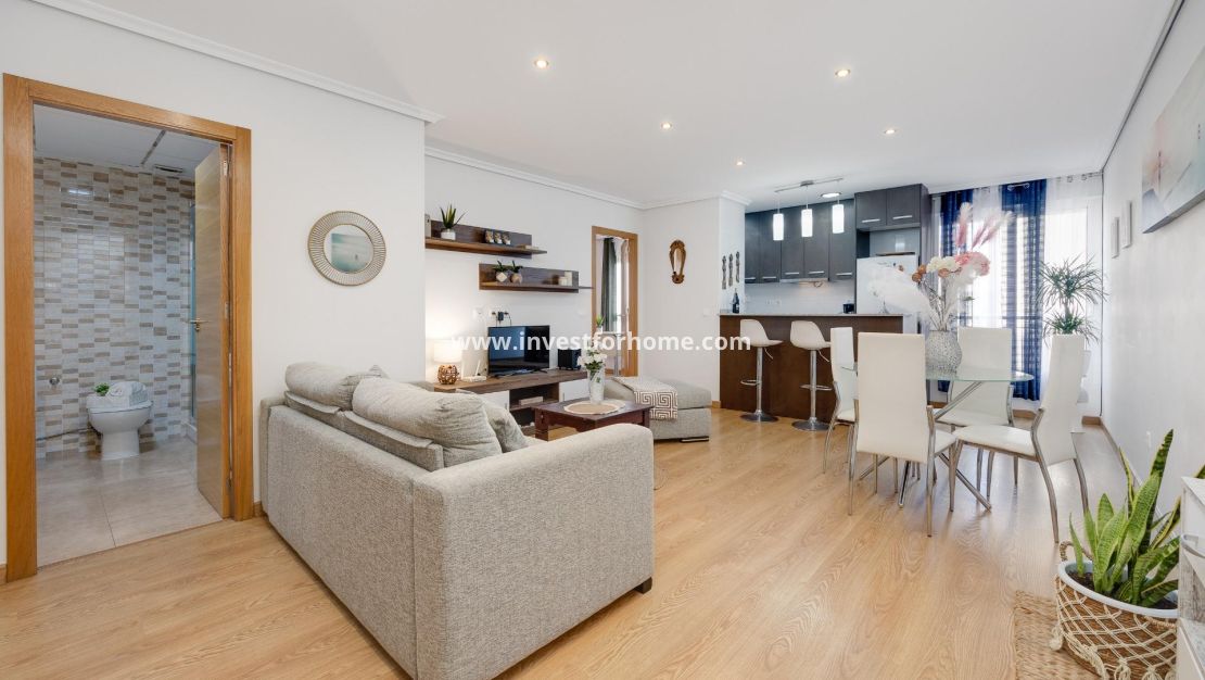 Verkoop - Appartement - Torrevieja - Centro