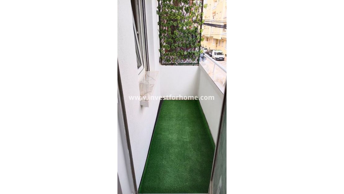 Verkoop - Appartement - Torrevieja - Centro