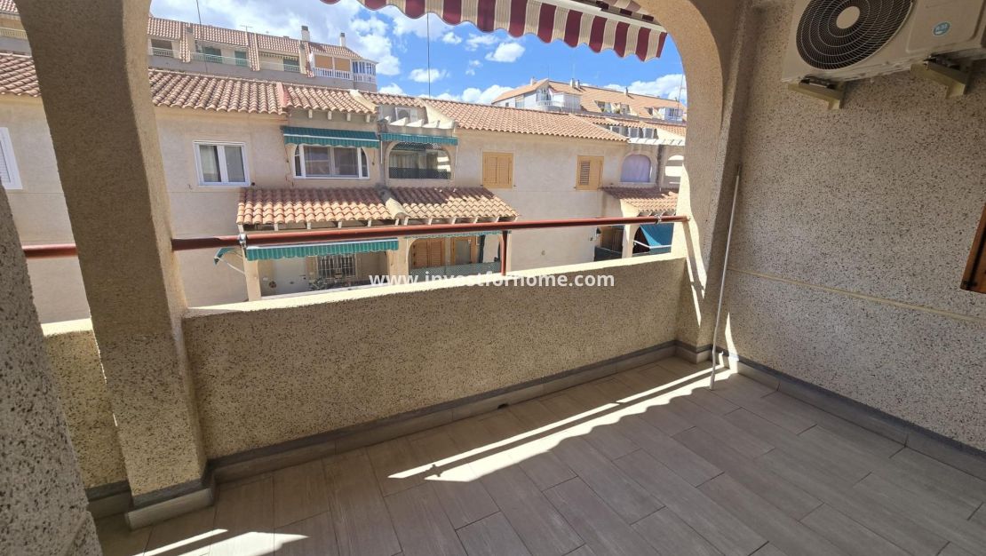 Verkoop - Appartement - Torrevieja - Centro