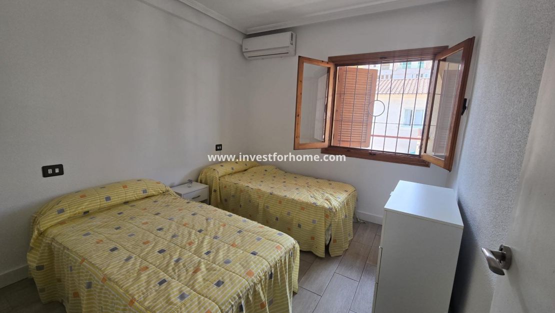 Verkoop - Appartement - Torrevieja - Centro