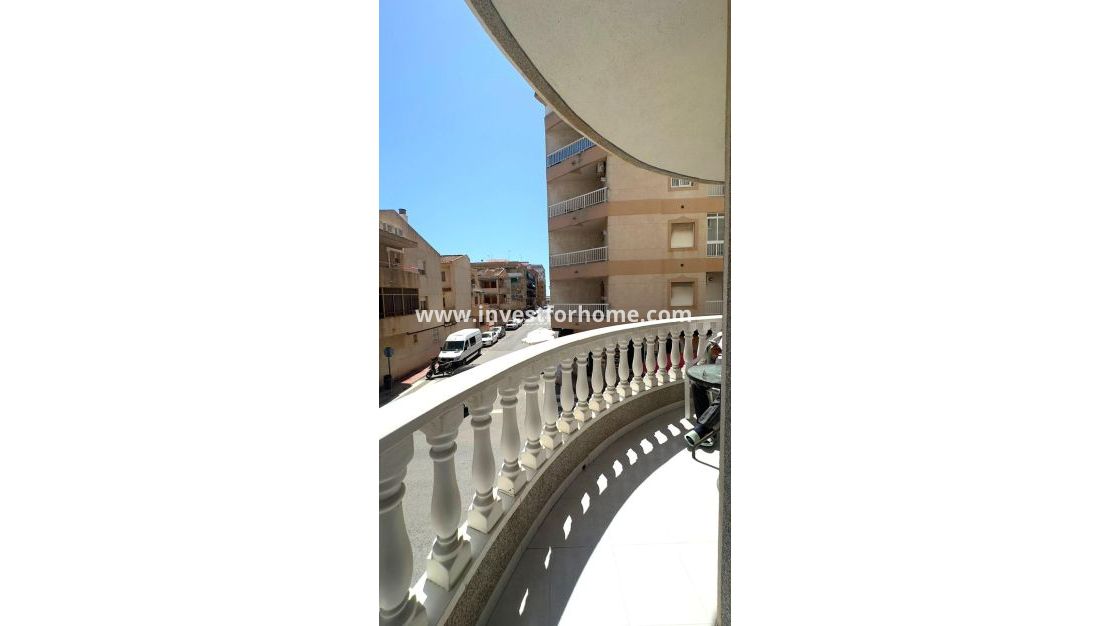 Verkoop - Appartement - Torrevieja - Centro