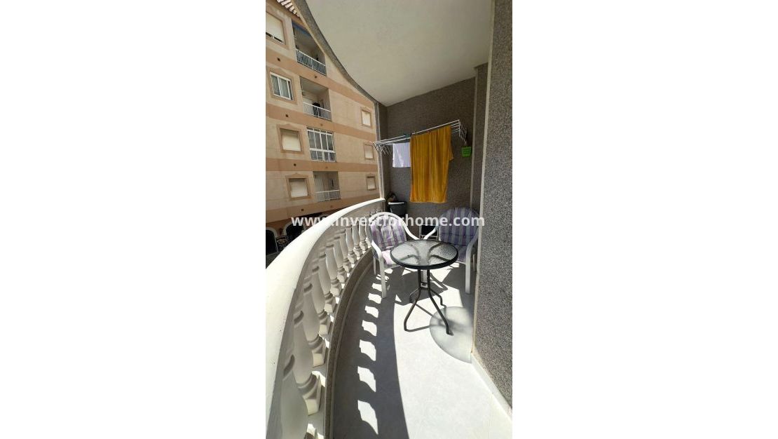 Verkoop - Appartement - Torrevieja - Centro