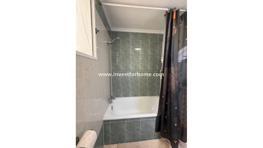 Verkoop - Appartement - Torrevieja - Centro