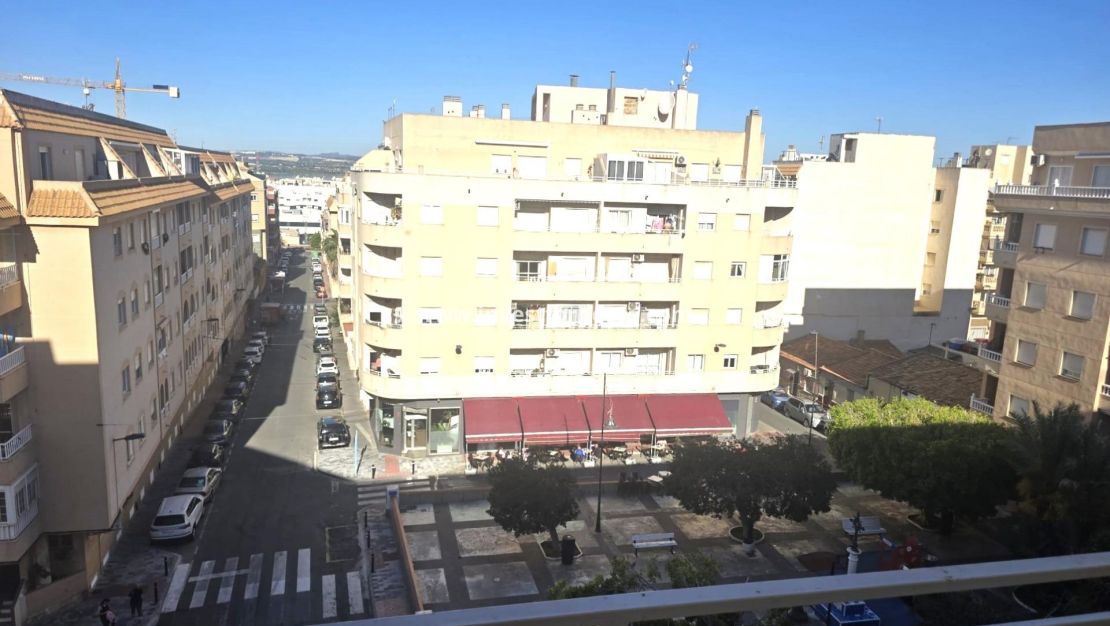 Verkoop - Appartement - Torrevieja - Centro