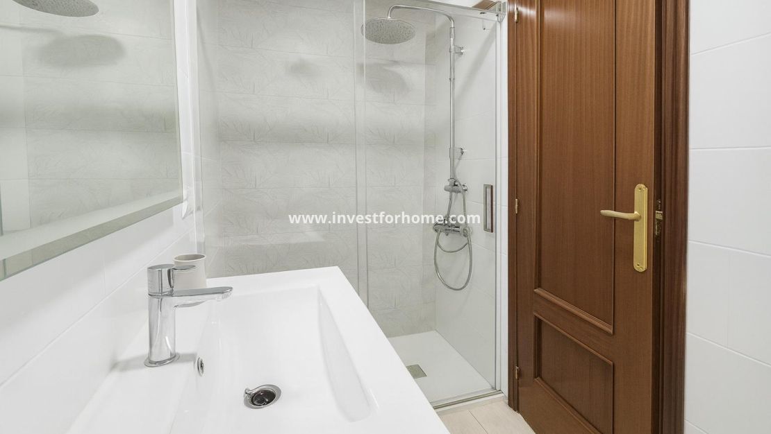 Verkoop - Appartement - Torrevieja - Centro