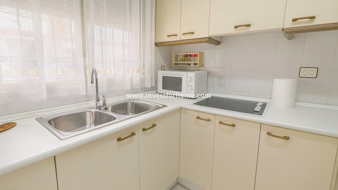 Verkoop - Appartement - Torrevieja - Centro