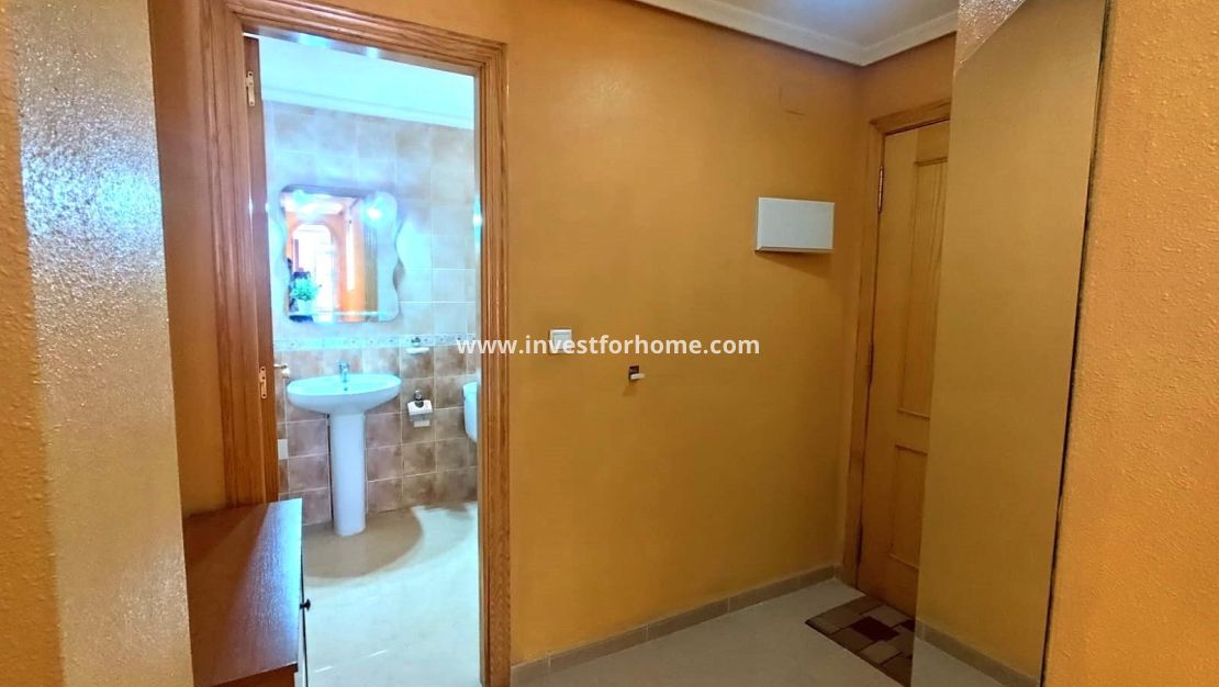 Verkoop - Appartement - Torrevieja - Centro