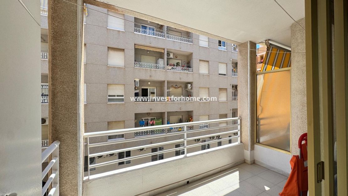 Verkoop - Appartement - Torrevieja - Centro