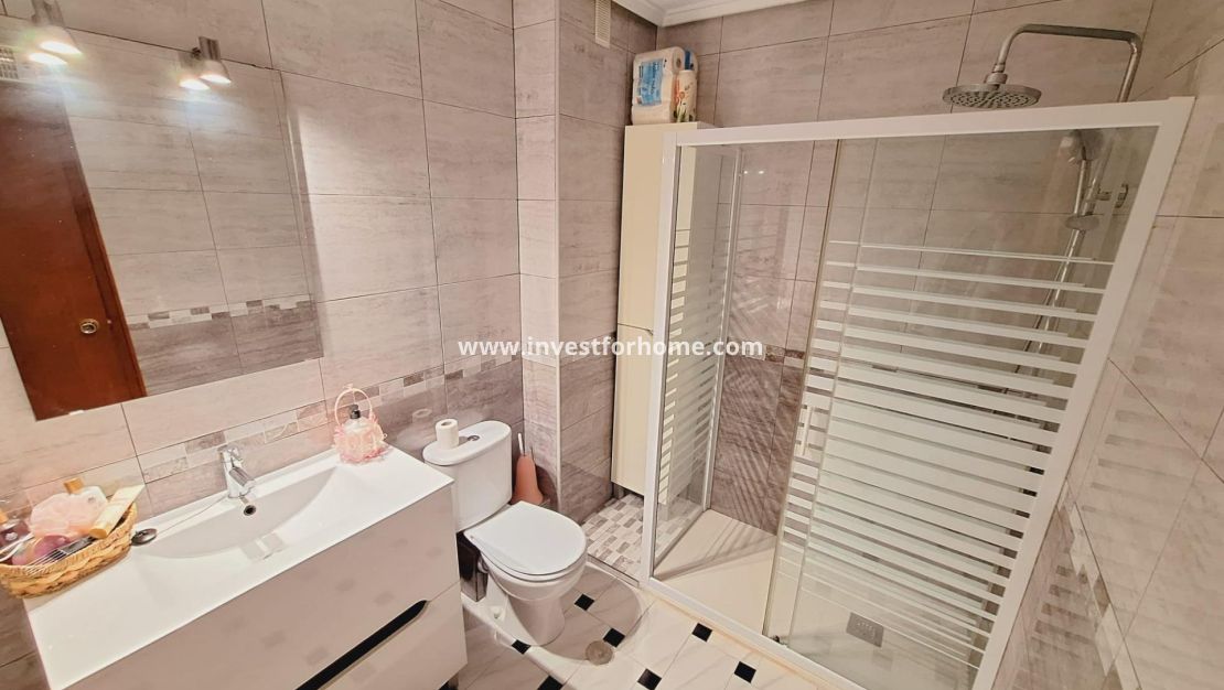 Verkoop - Appartement - Torrevieja - Centro