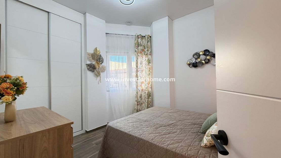 Verkoop - Appartement - Torrevieja - Centro