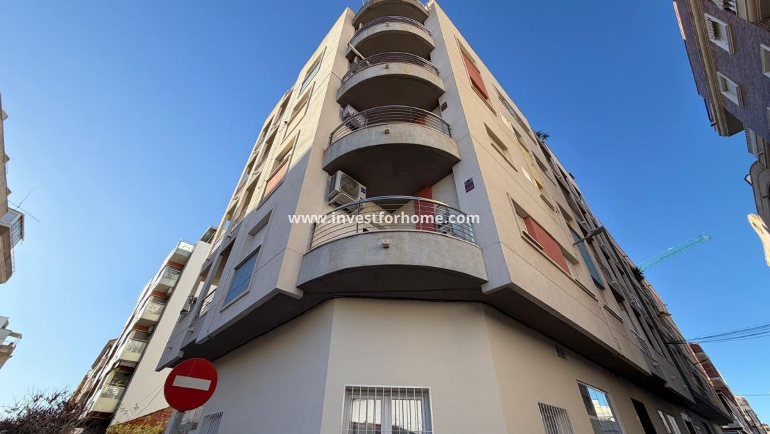 Verkoop - Appartement - Torrevieja - Centro