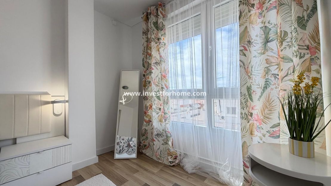 Verkoop - Appartement - Torrevieja - Centro