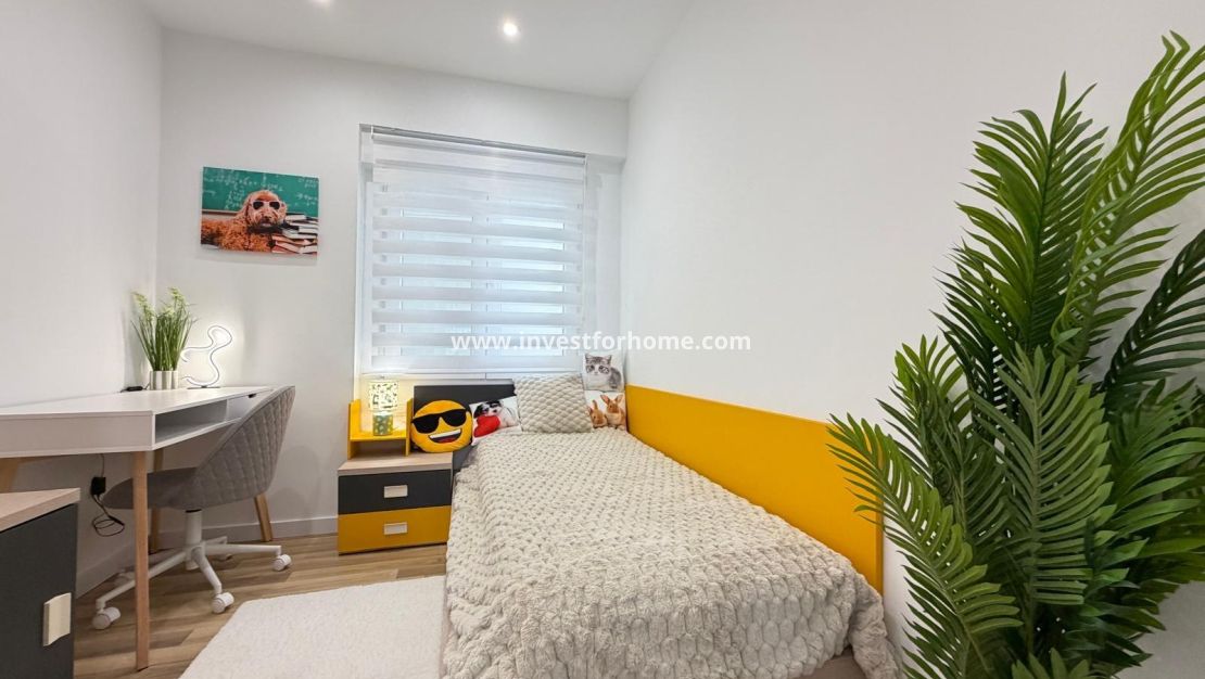 Verkoop - Appartement - Torrevieja - Centro