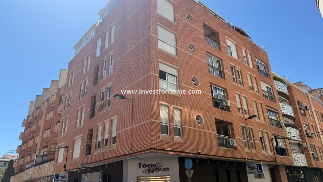 Verkoop - Appartement - Torrevieja - Centro