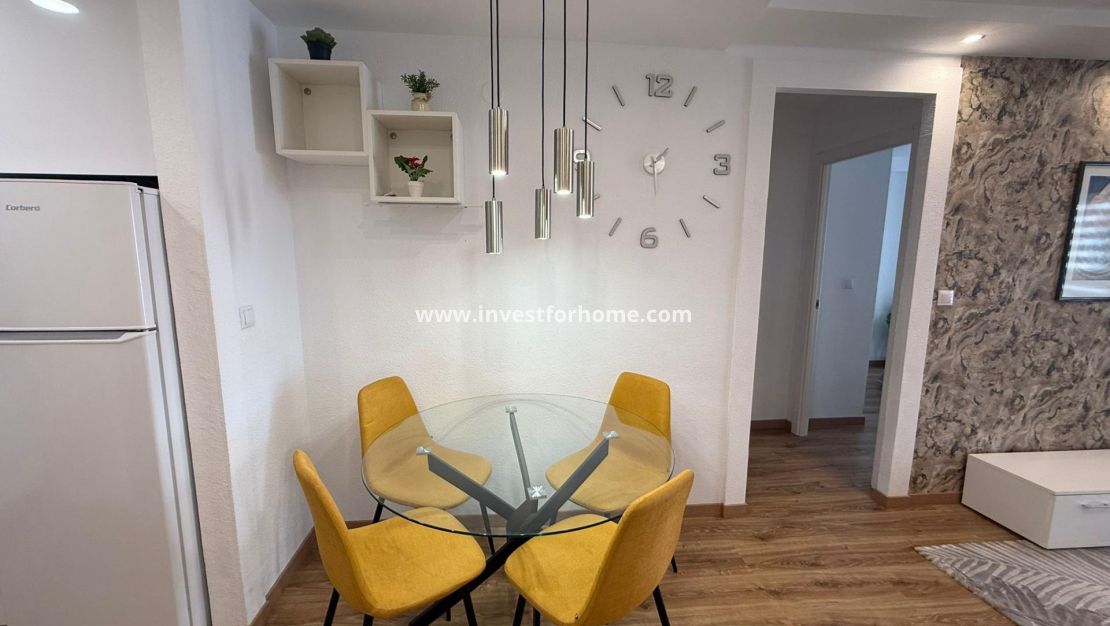 Verkoop - Appartement - Torrevieja - Centro