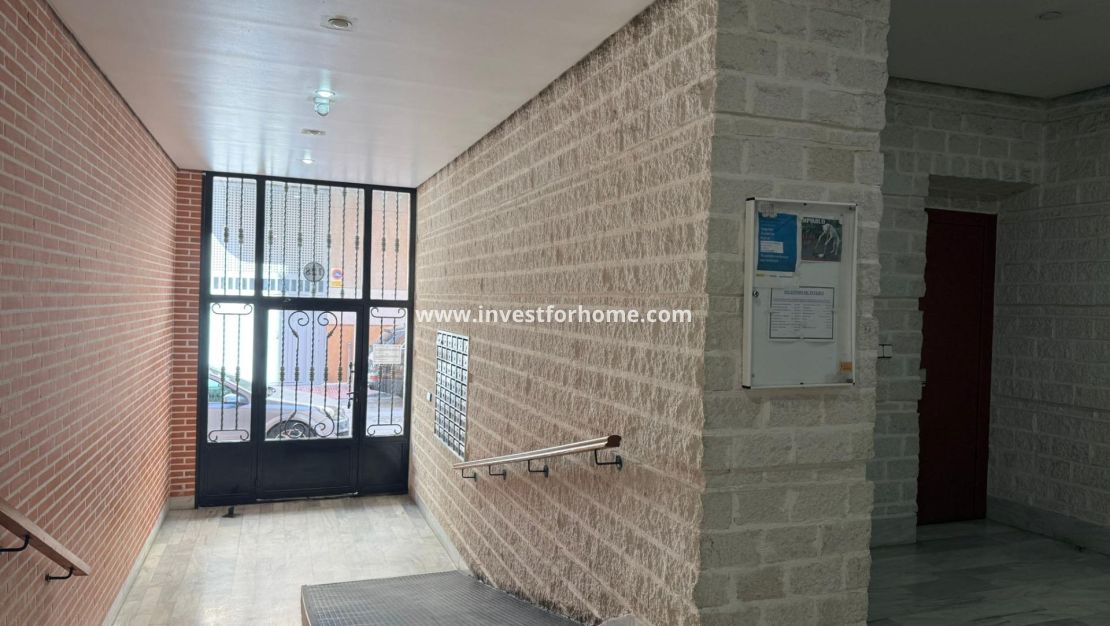 Verkoop - Appartement - Torrevieja - Centro
