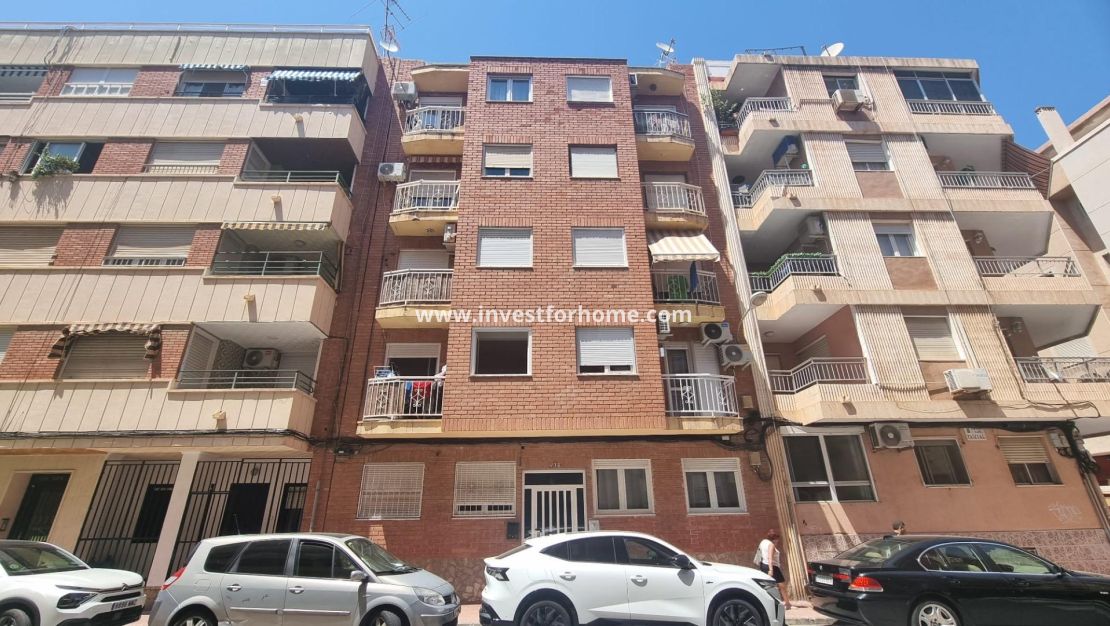 Verkoop - Appartement - Torrevieja - Centro