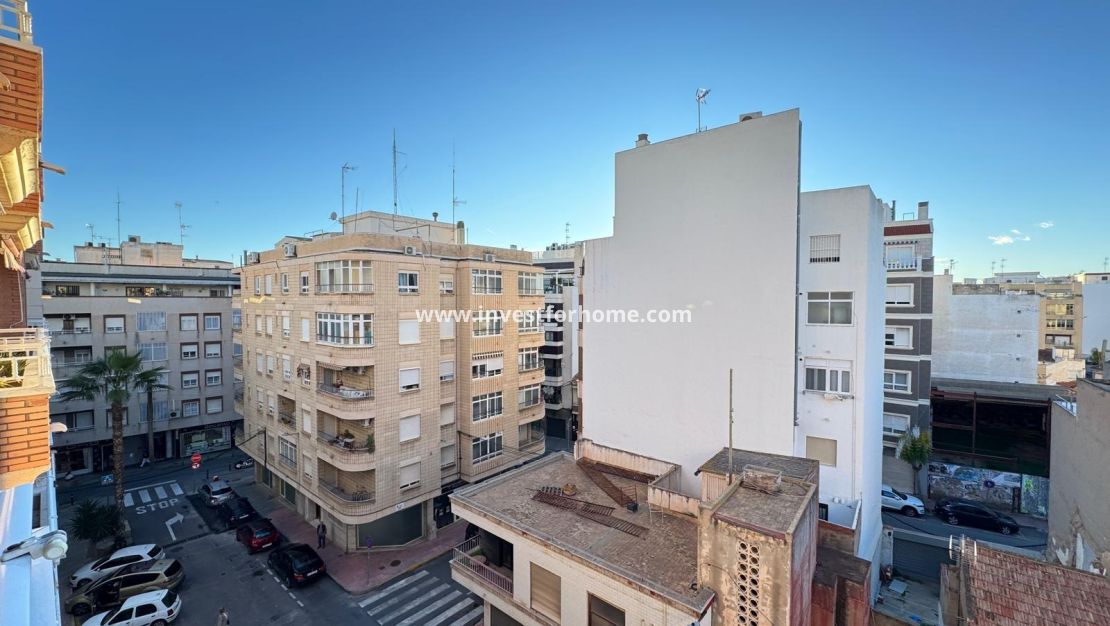 Verkoop - Appartement - Torrevieja - Centro