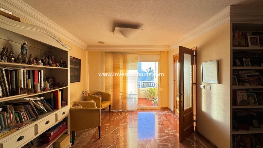 Verkoop - Appartement - Torrevieja - Centro