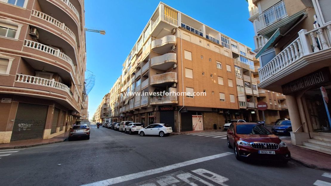Verkoop - Appartement - Torrevieja - Centro
