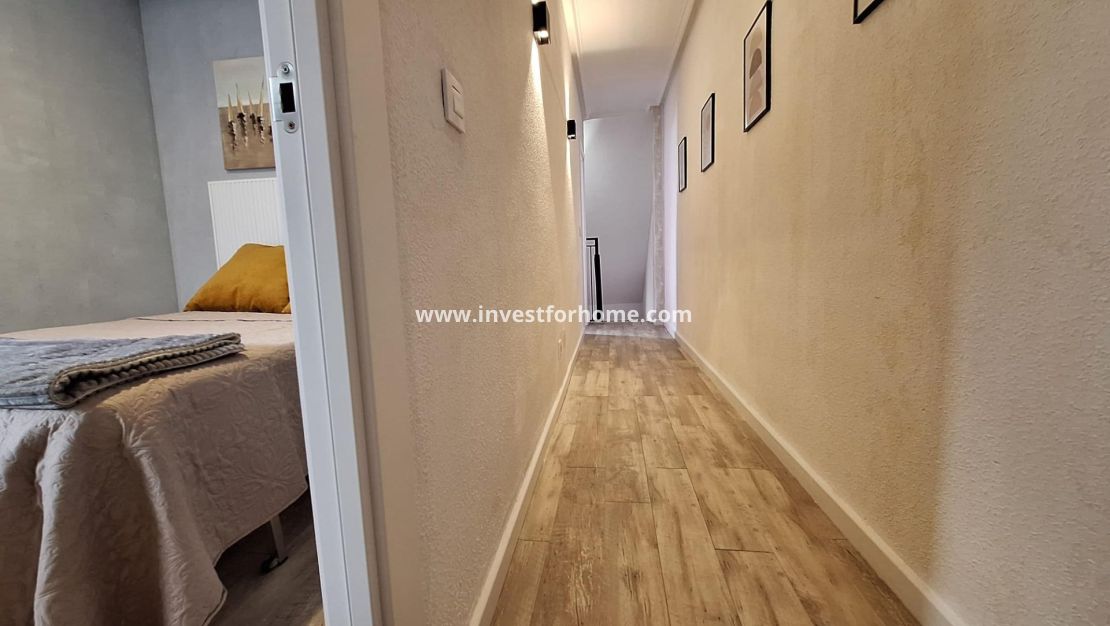 Verkoop - Appartement - Torrevieja - Centro