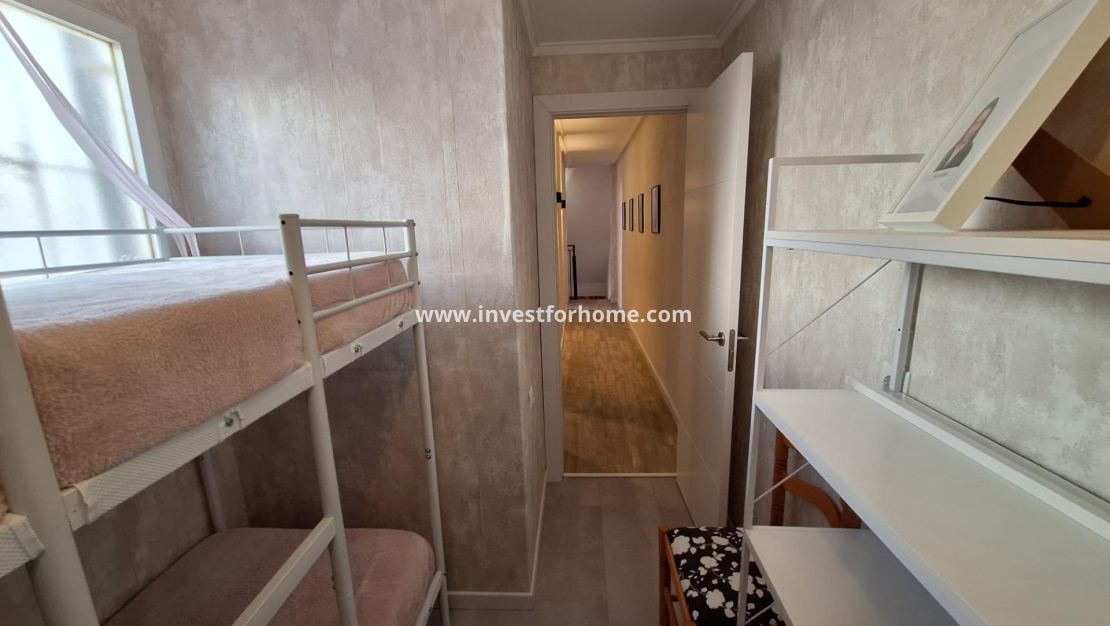 Verkoop - Appartement - Torrevieja - Centro