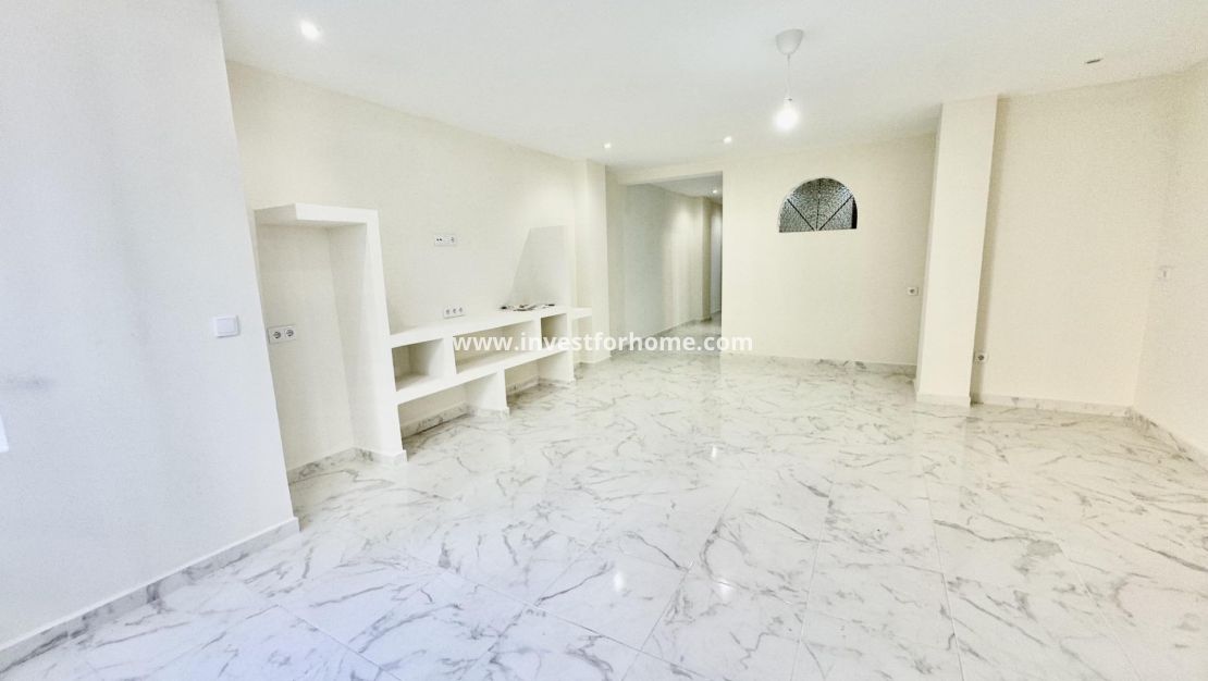 Verkoop - Appartement - Torrevieja - Centro