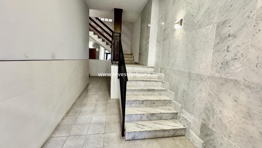 Verkoop - Appartement - Torrevieja - Centro
