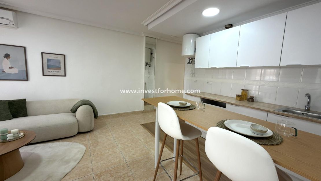 Verkoop - Appartement - Torrevieja - Centro