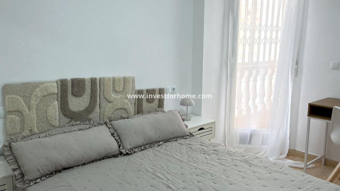 Verkoop - Appartement - Torrevieja - Centro
