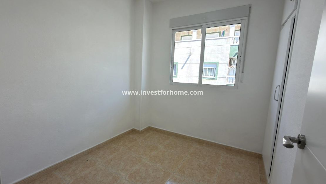 Verkoop - Appartement - Torrevieja - Centro
