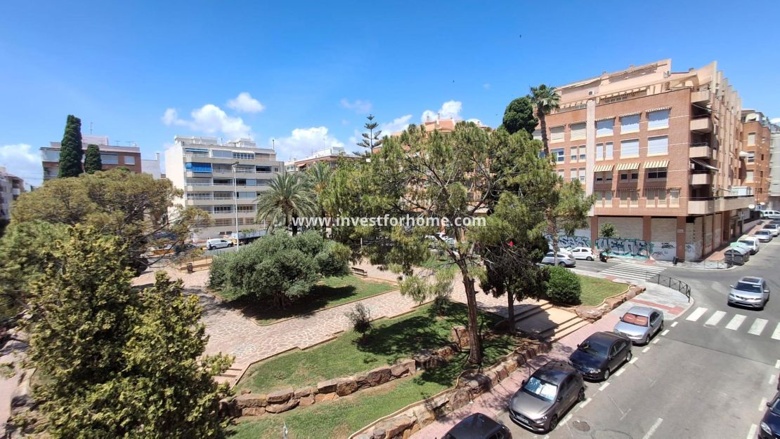 Verkoop - Appartement - Torrevieja - Centro