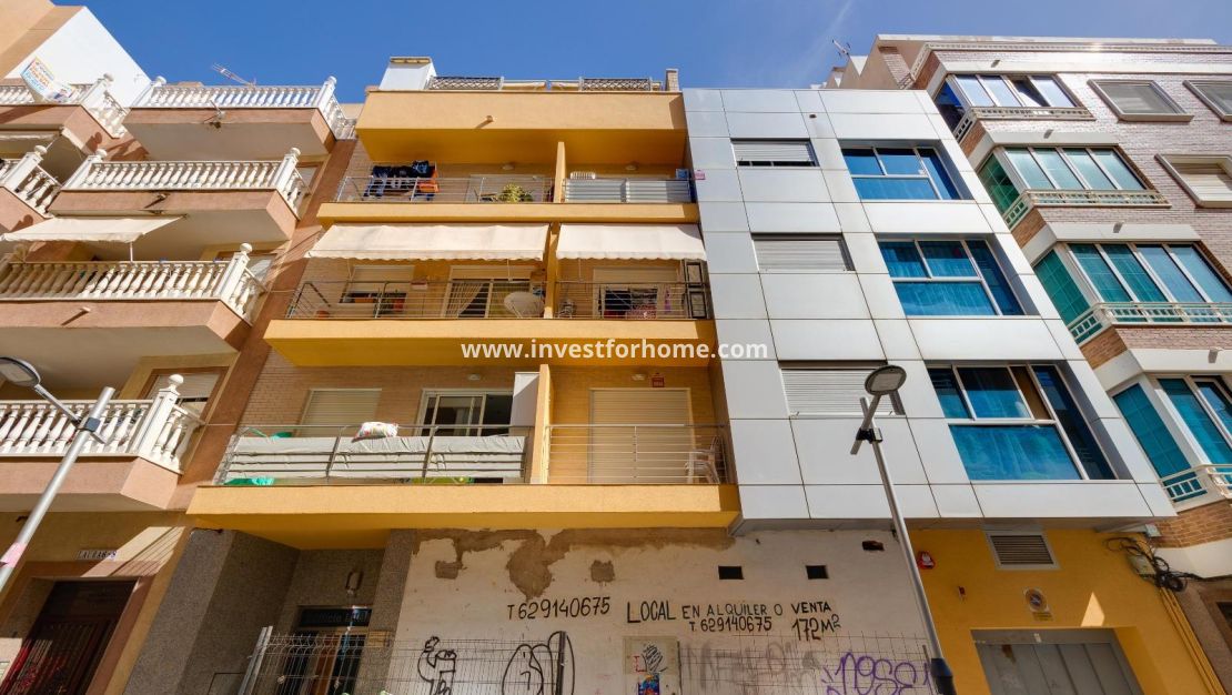 Verkoop - Appartement - Torrevieja - Centro