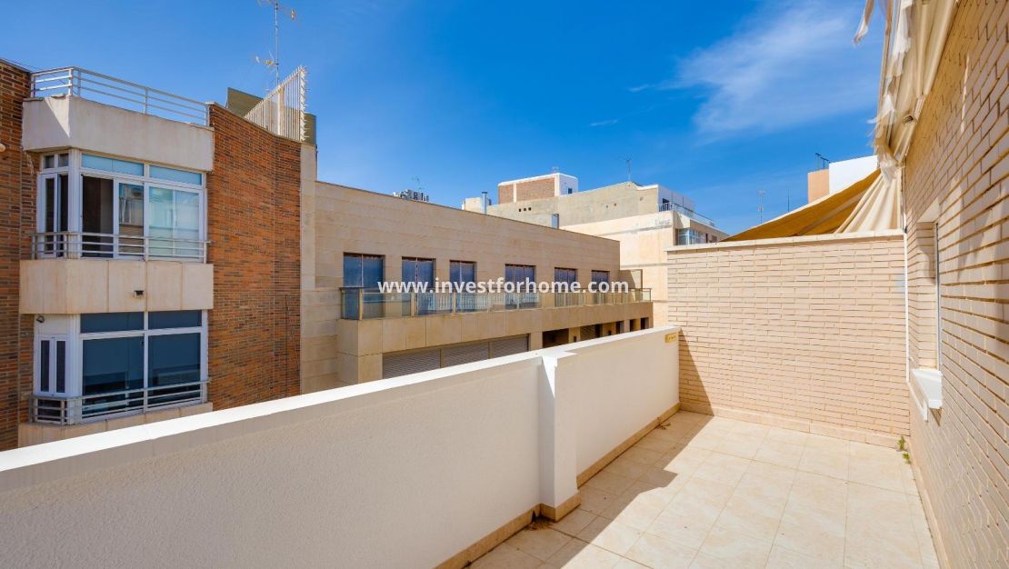 Verkoop - Appartement - Torrevieja - Centro