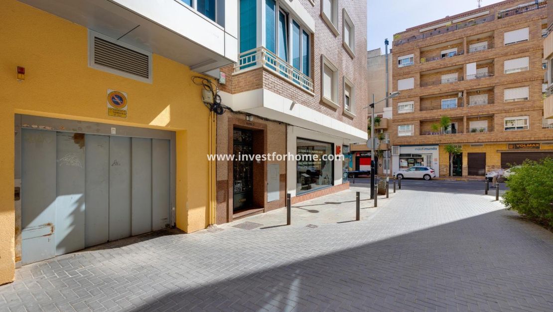 Verkoop - Appartement - Torrevieja - Centro
