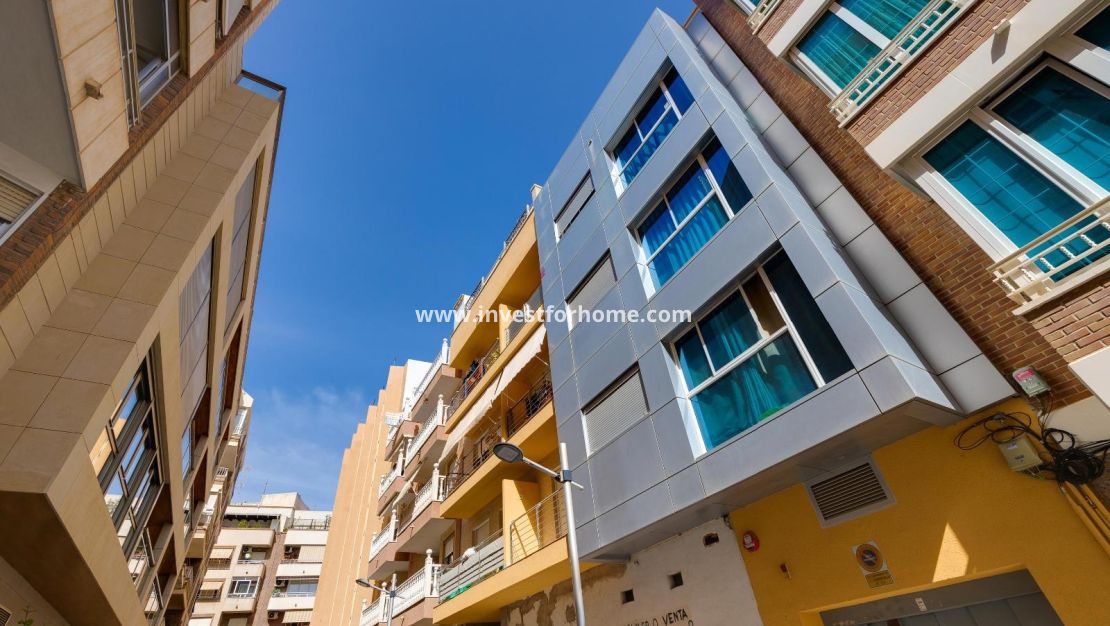 Verkoop - Appartement - Torrevieja - Centro
