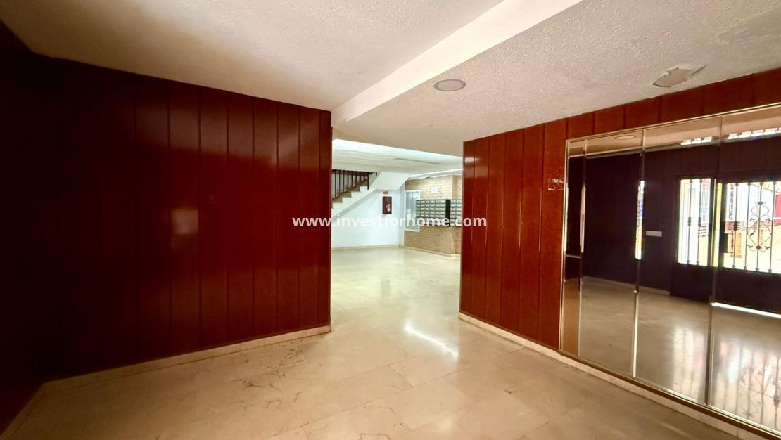 Verkoop - Appartement - Torrevieja - Centro